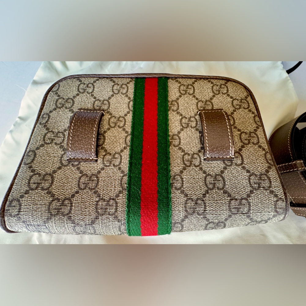 Gucci Belt Bag with Monogram Canvas and Leather Trim - Picture 17 of 17